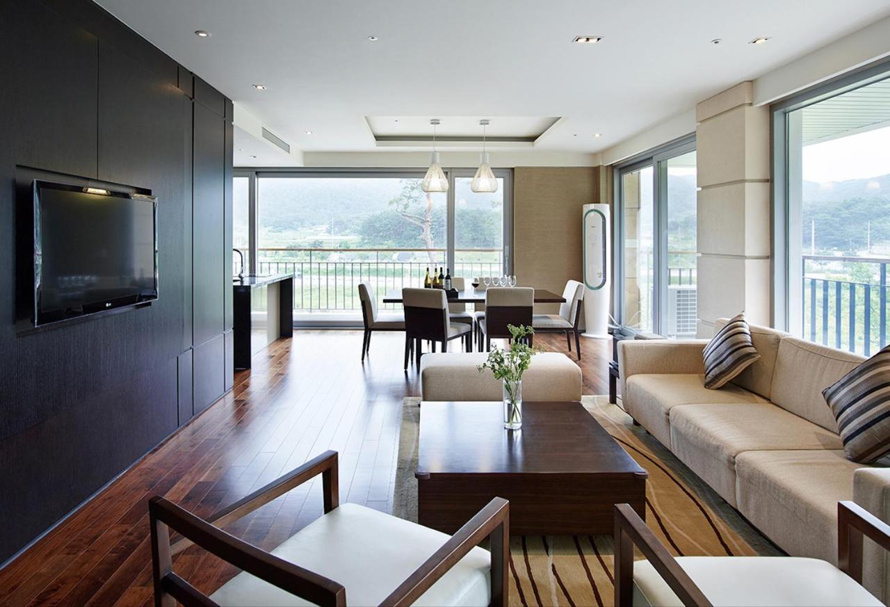 The Suites Hotel Namwon Экстерьер фото