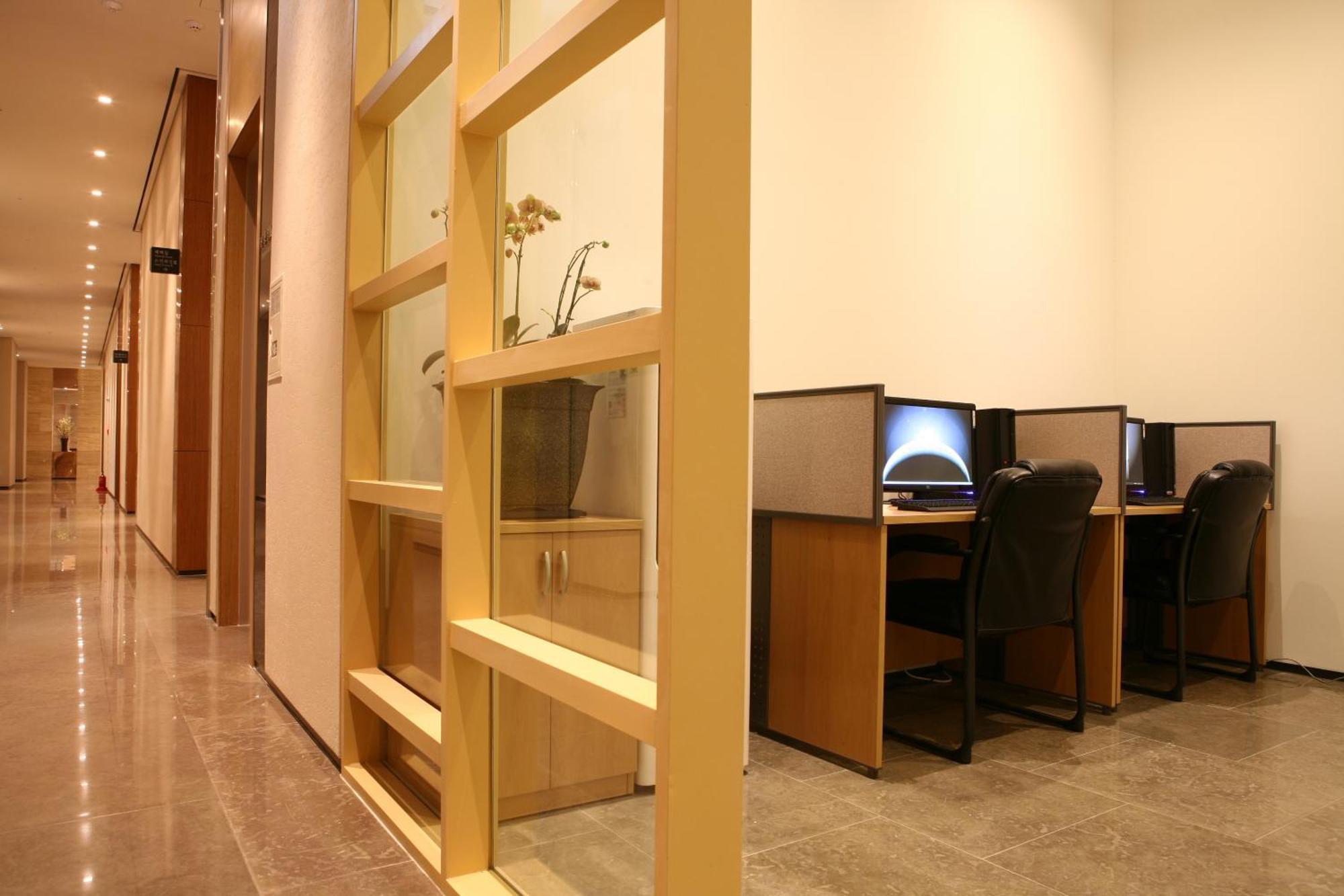 The Suites Hotel Namwon Экстерьер фото